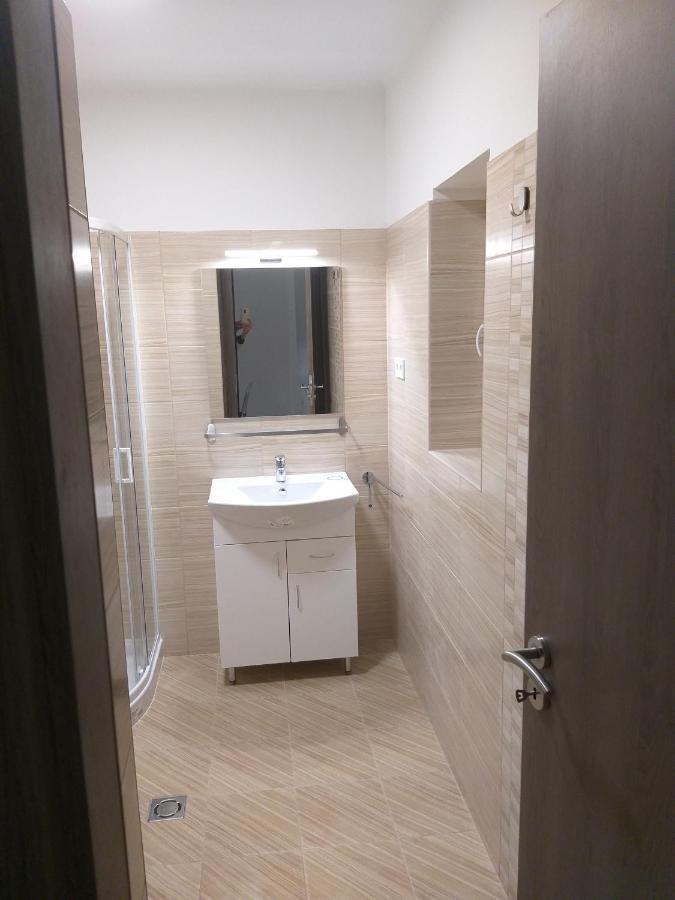 Apartment In Balatonlelle 40765 Екстер'єр фото